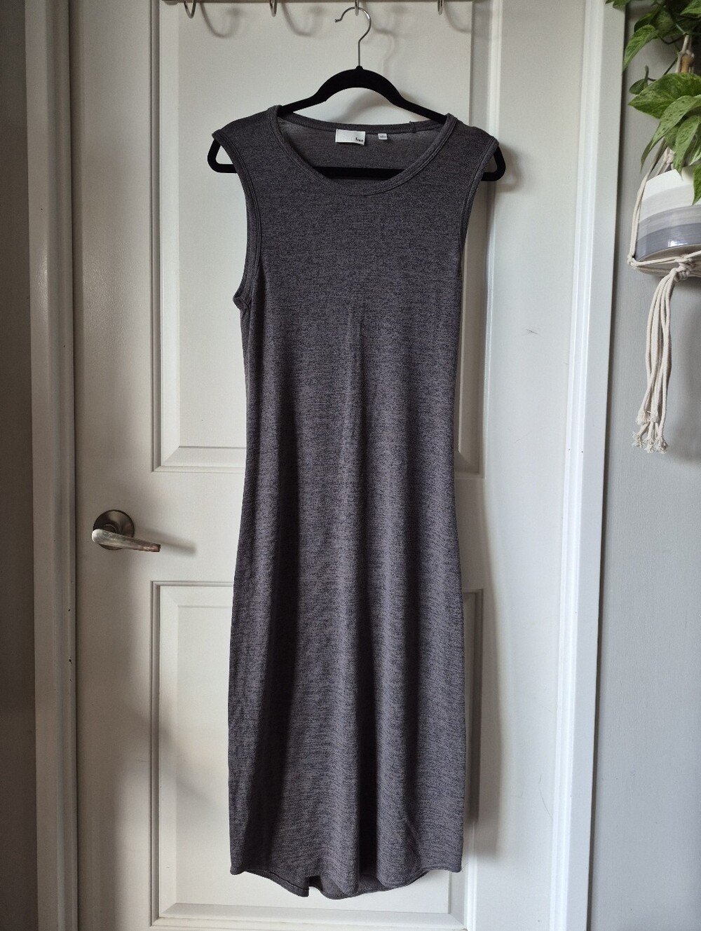 Wilfred Free Sleeveless Midi Dress in Heather Gray